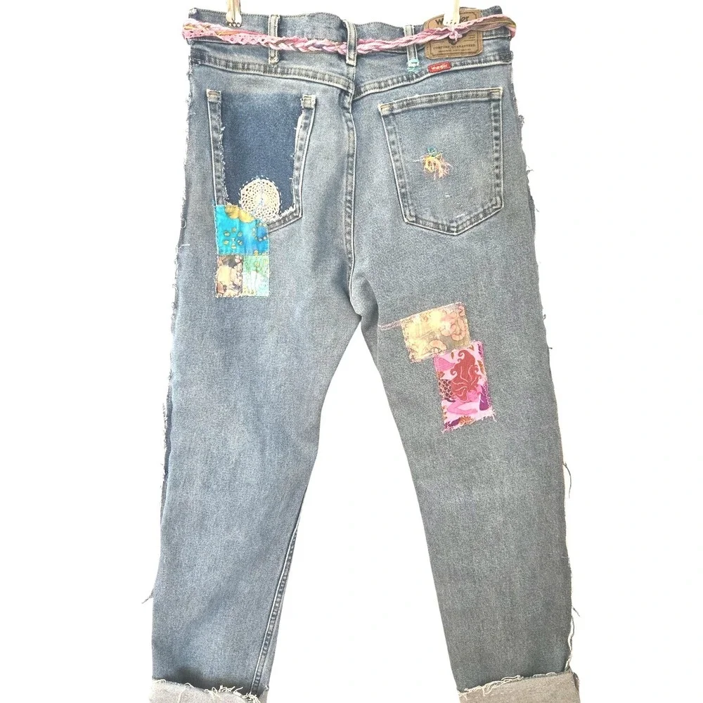Upcycled One of a kind  Distressed Patched Vintage lace Boyfriend Jeans Size 32‎